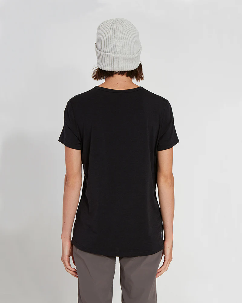 Adventure170 Merino 170gsm Wool Ladies Thermal T-Shirt Black II - Image 3