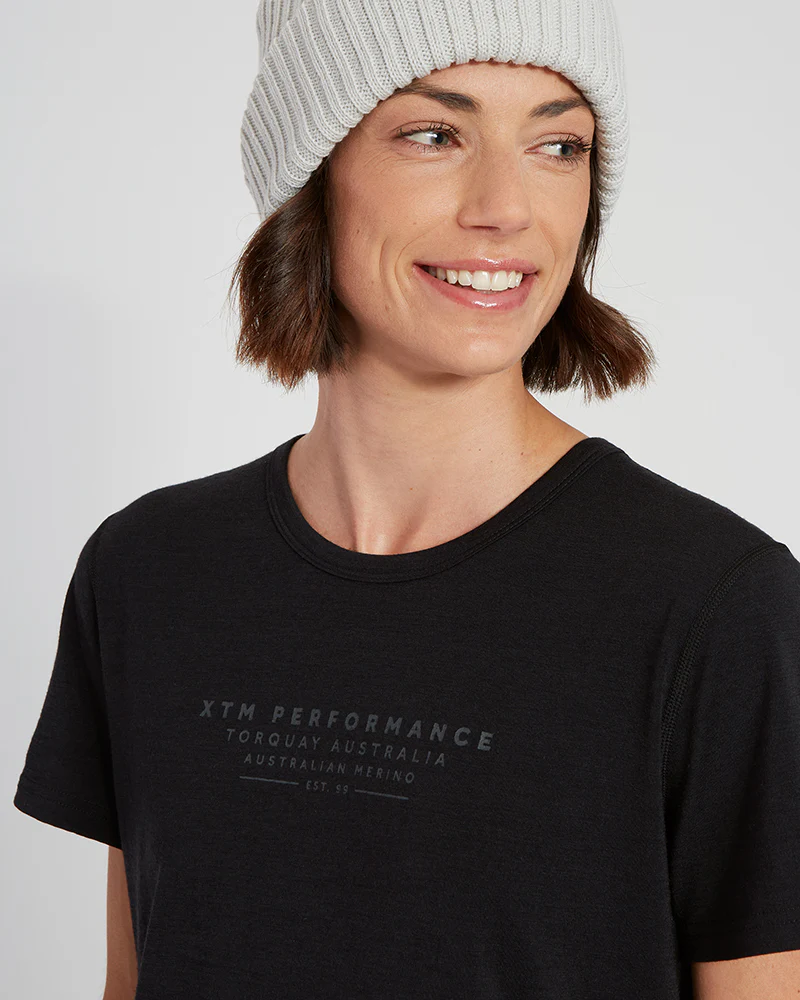 Adventure170 Merino 170gsm Wool Ladies Thermal T-Shirt Black II - Image 4