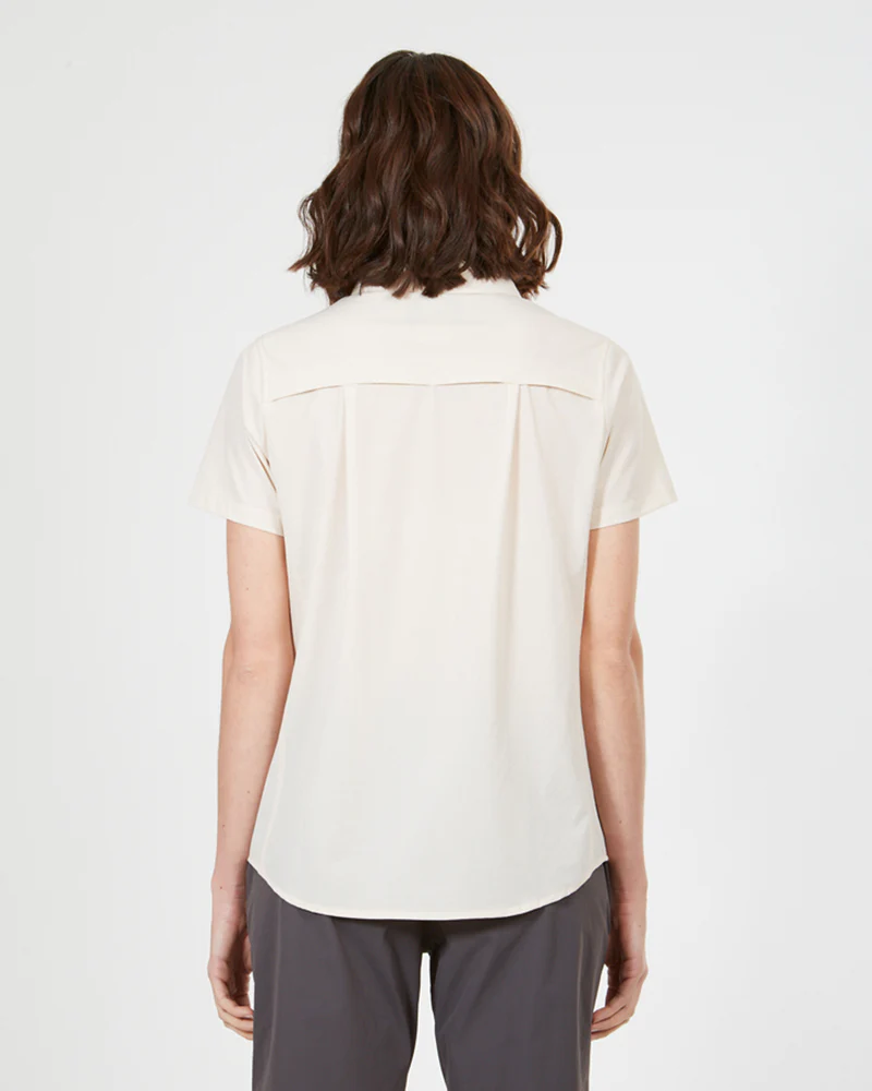 Cumberland Short-Sleeve Womens Lightweight Hiking Shirt Sand - Image 4