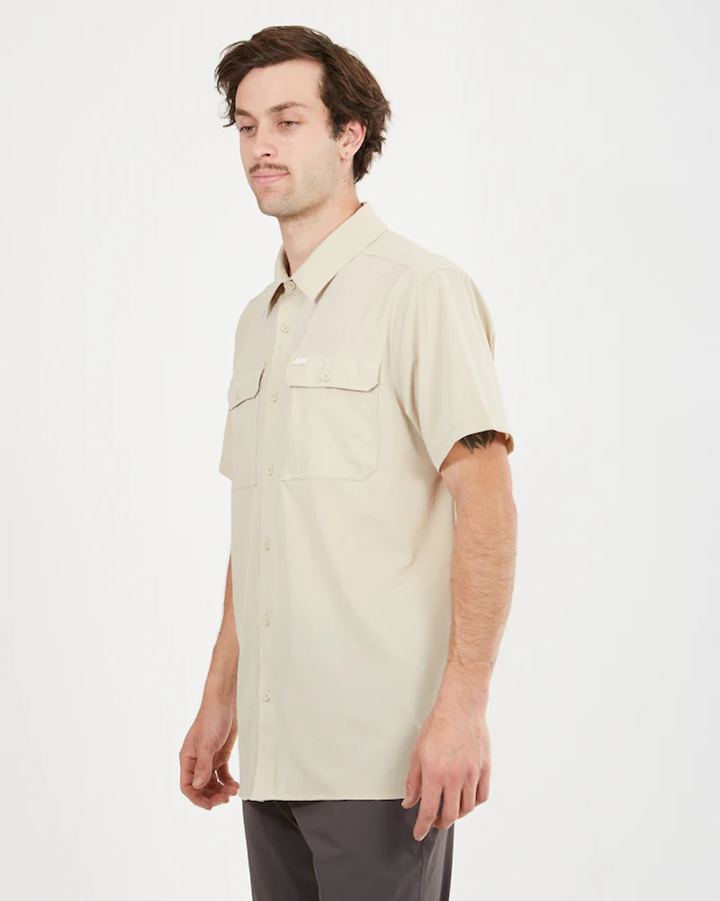 Dunkeld Short-Sleeve Mens Lightweight Hiking Shirt Sand - Image 2
