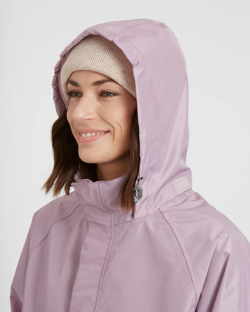 Stash 2L Unisex Packable Rain Jacket Fog - Image 10